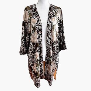 Chico’s S/M Leopard Floral Kimono Cardigan Topper Jacket Fits M L